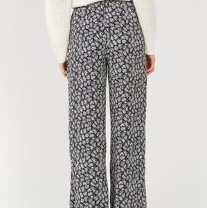 The Korner Women's Polyester Wide Leg Ditsy Print Tie Waist Pant, EU 42/US 8